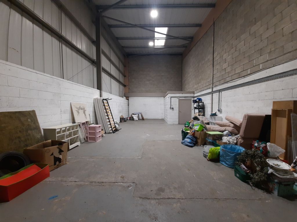 Property photo 3 of 5 Photo 11