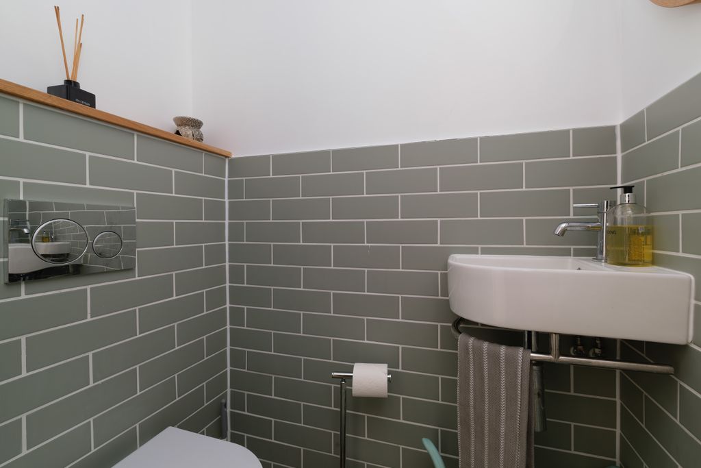 Property photo 1 of 4