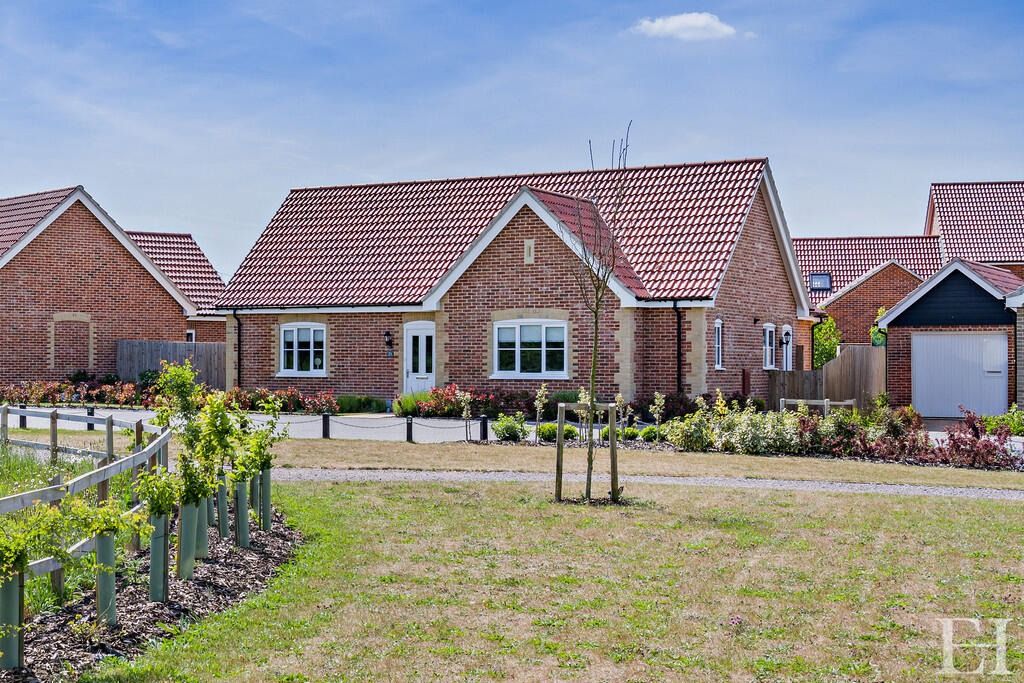 Property photo 1 of 30 4415100