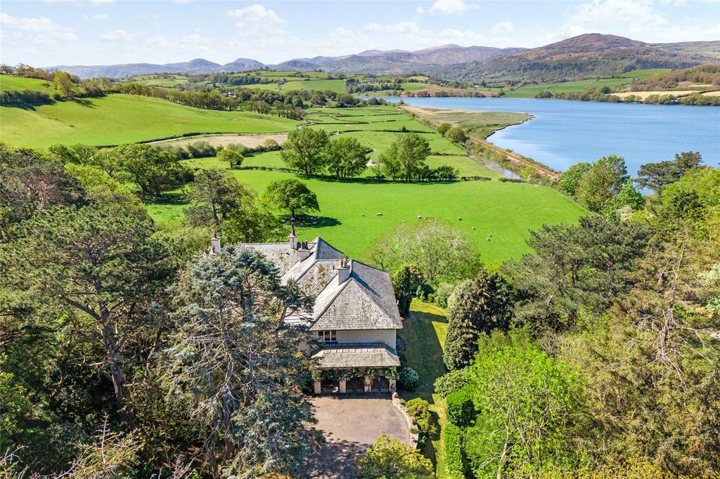 Property photo 1 of 39 Aerial View