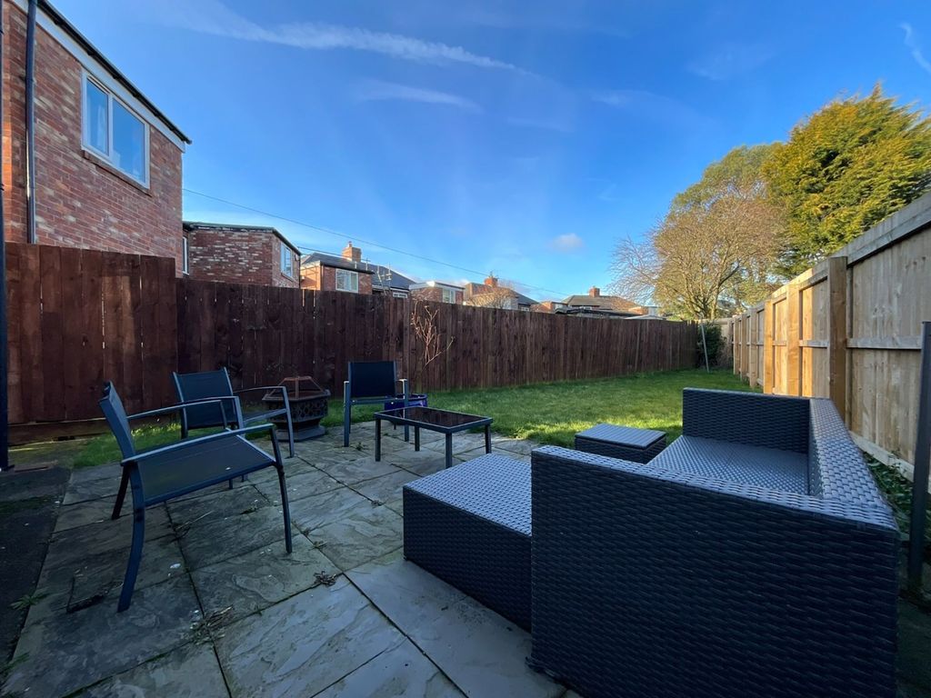 Property photo 3 of 22