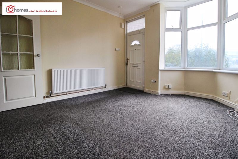 Property photo 2 of 12 Photo 8