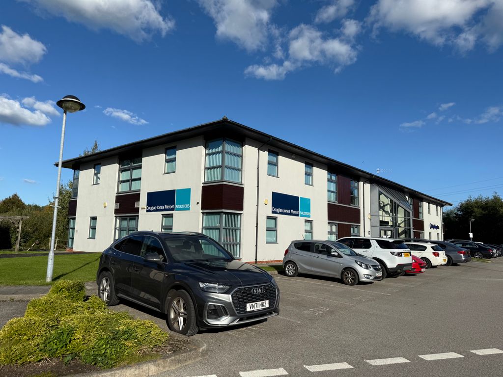 Property photo 3 of 15