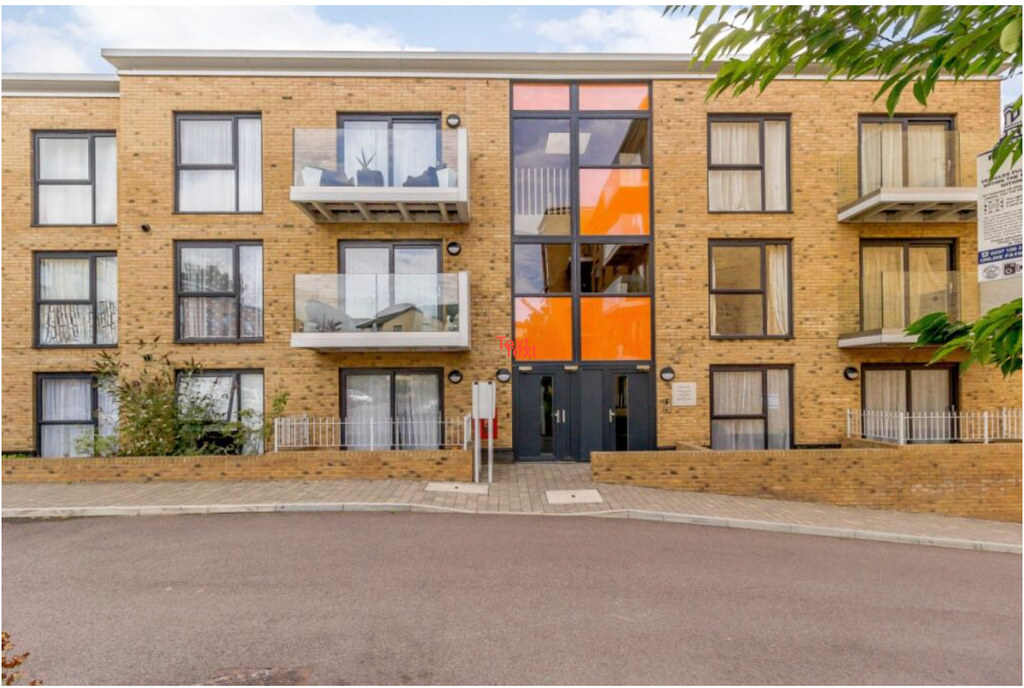 Property photo 1 of 11