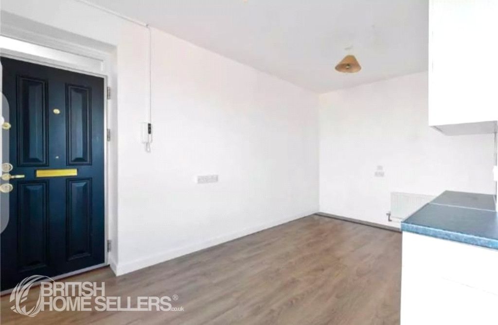 Property photo 3 of 8 Picture No. 09