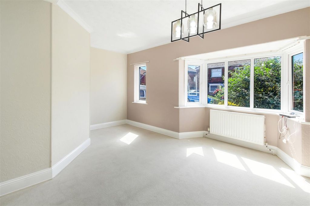 Property photo 2 of 11 Img_0031.Jpg