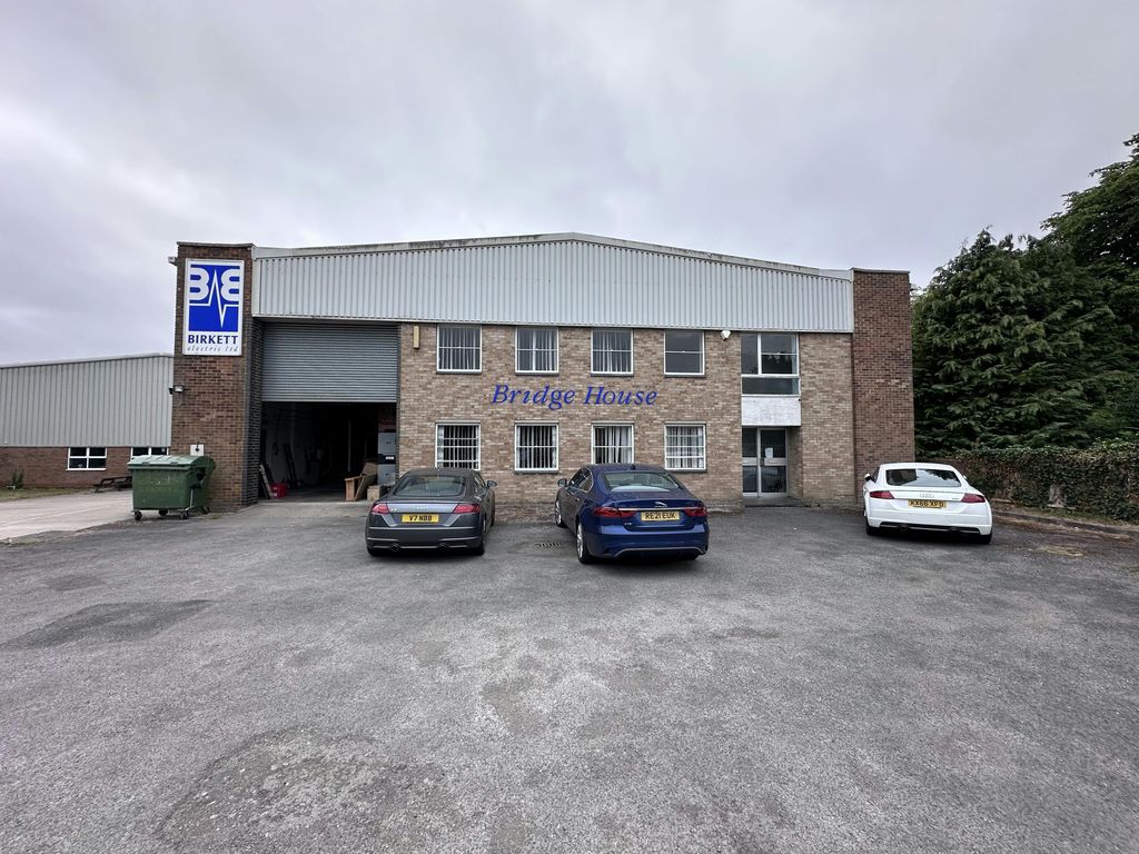 Property photo 2 of 11 Img_7199 2.Jpeg