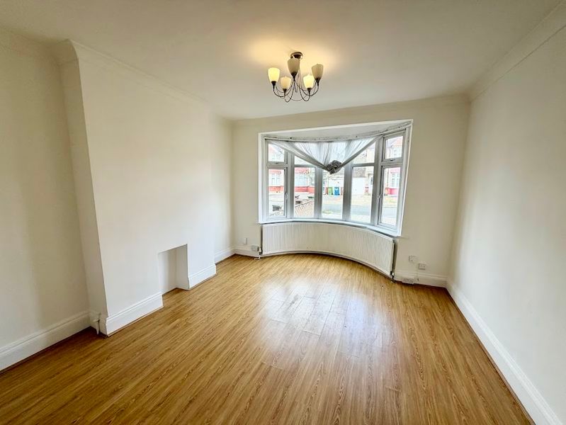 Property photo 2 of 19 Photo 2