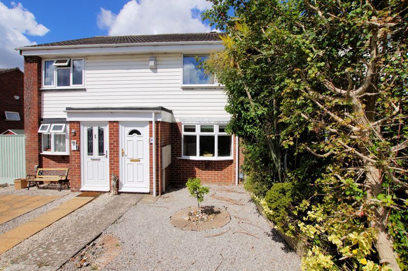 Property photo 1 of 14 Front