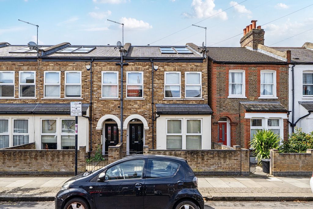 Property photo 1 of 13 1465422-1-6A0c534...