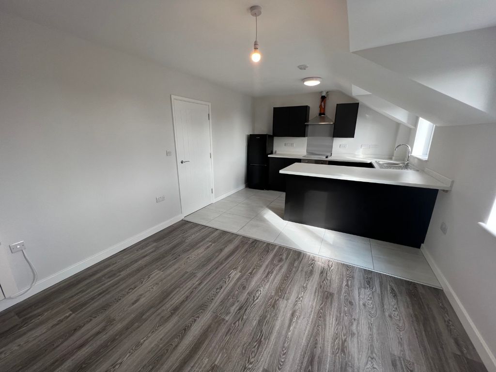 Property photo 1 of 8 2679120