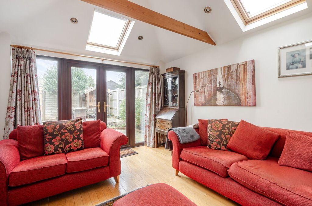 Property photo 2 of 16