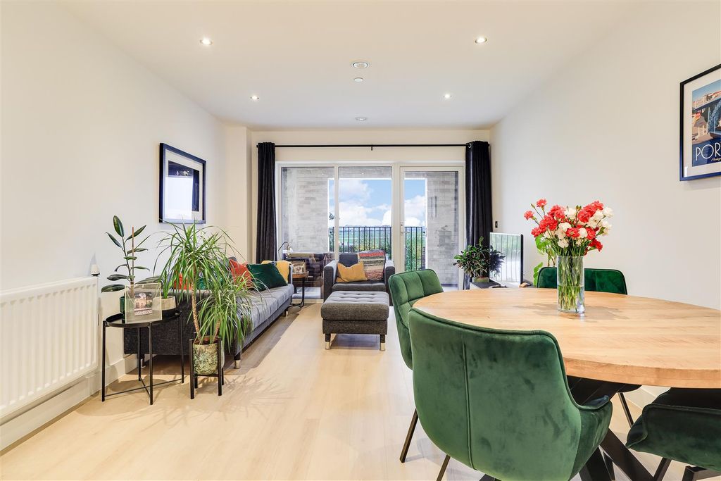 Property photo 2 of 21 Img (10).Jpg