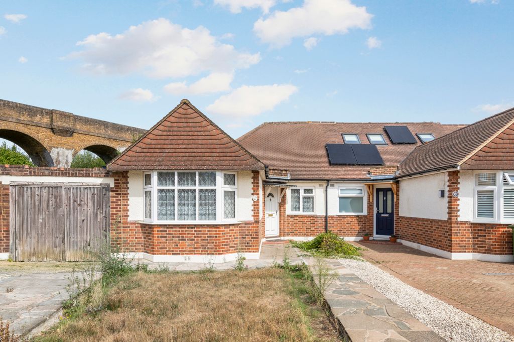 Property photo 1 of 17 Picture No. 03