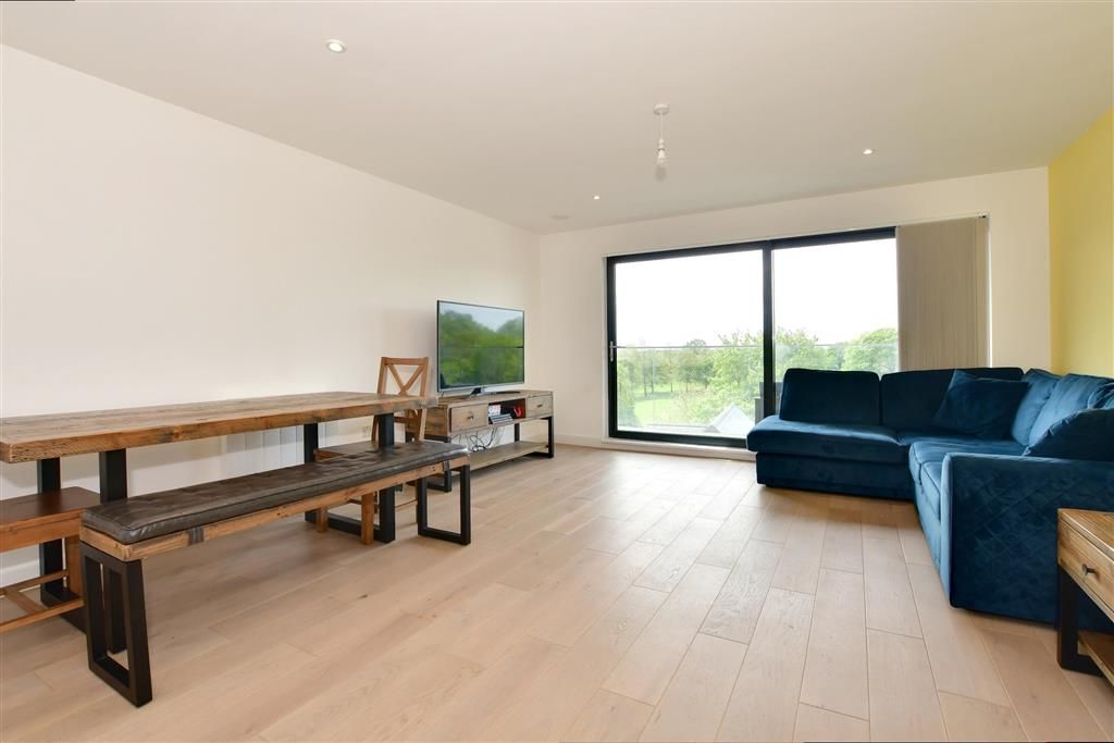 Property photo 3 of 9 Kitchen/Lounge/Diner