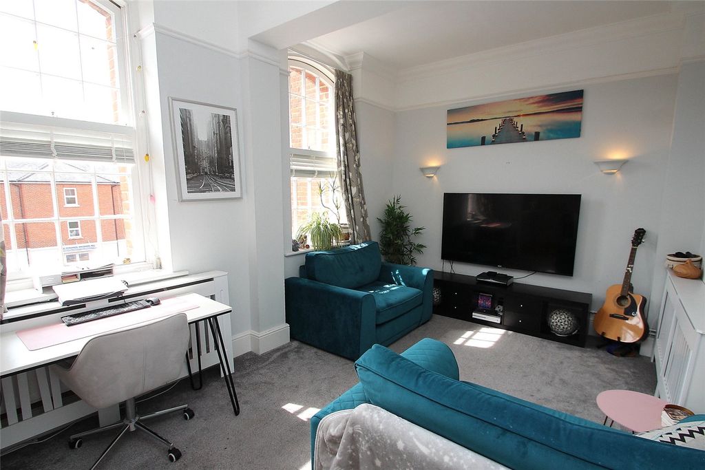 Property photo 2 of 11 Picture No. 04