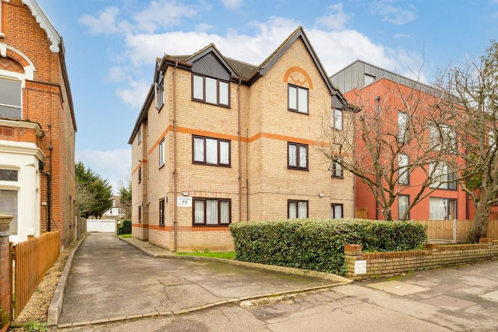 Property photo 1 of 11