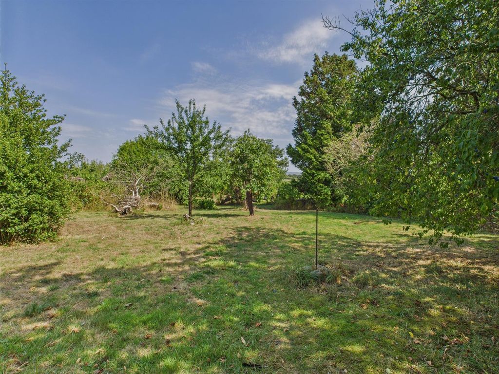 Property photo 3 of 30 Cam02541G0-Pr0534-Still029.Jpg
