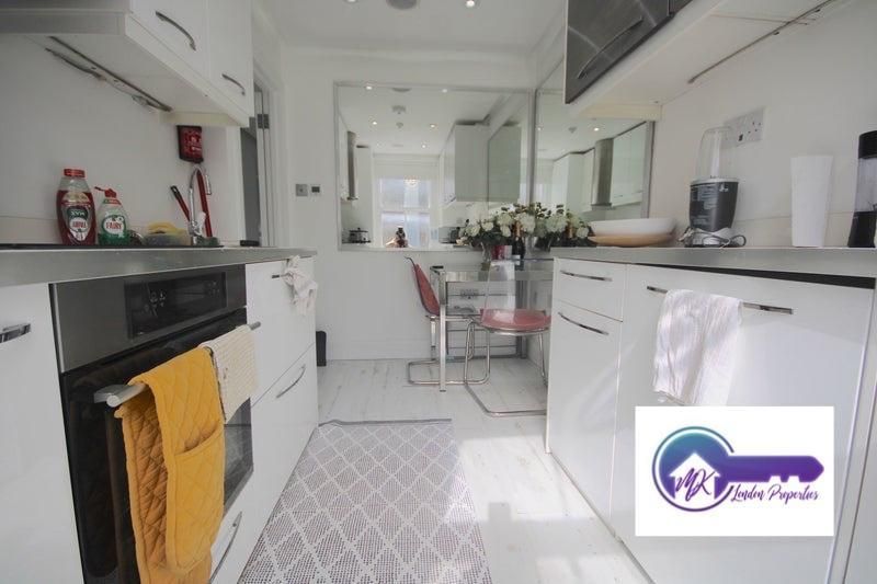 Property photo 3 of 7 Photo 3