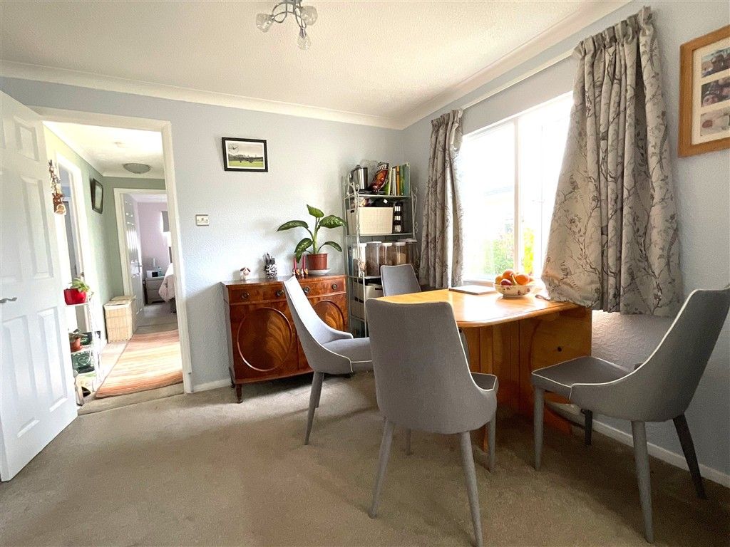 Property photo 3 of 13 Dining Room