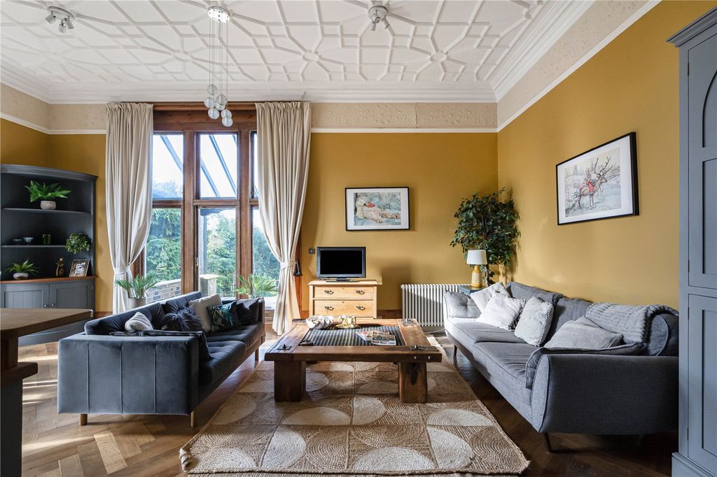 Property photo 3 of 21 Picture No. 07