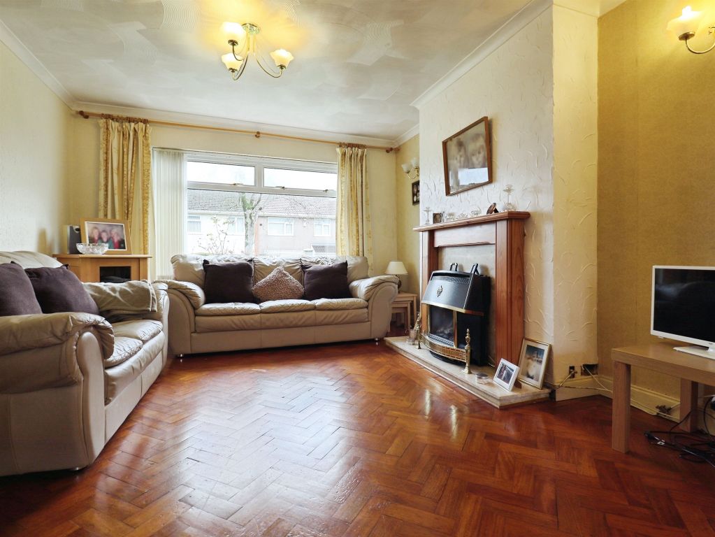 Property photo 2 of 19