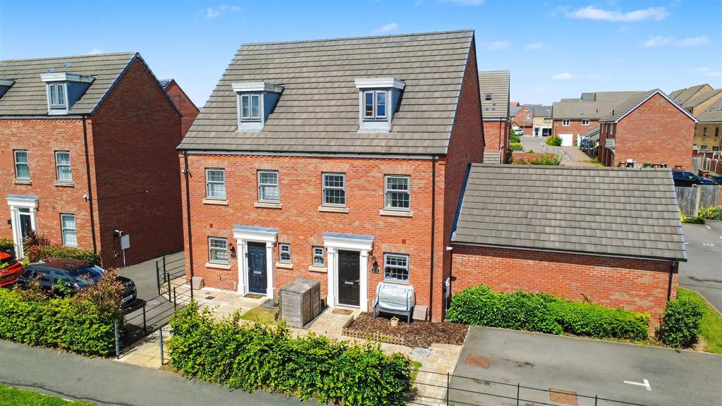 Property photo 1 of 19 Dji_0630.Jpg