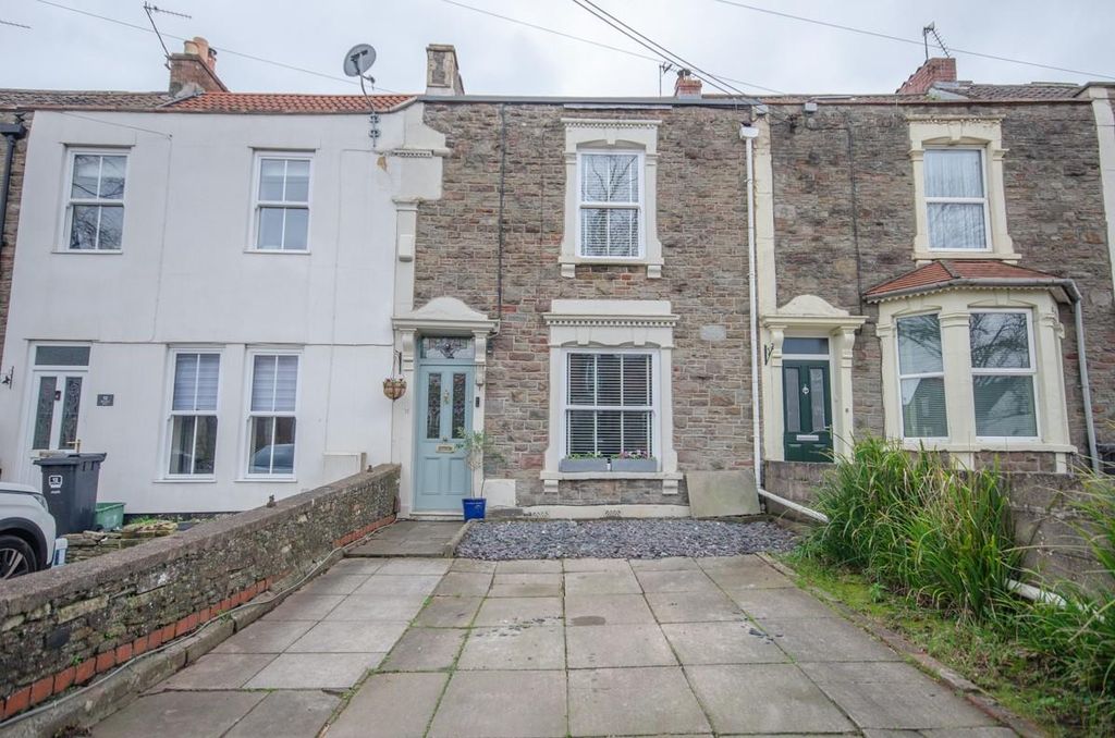 Property photo 1 of 27 Front.Jpg