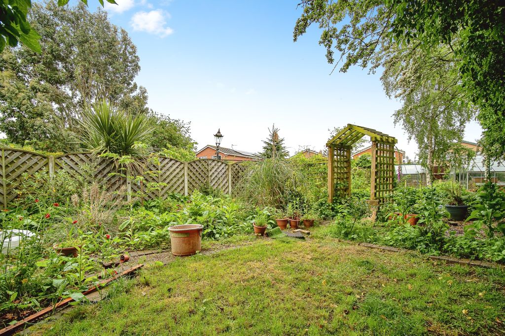 Property photo 3 of 15