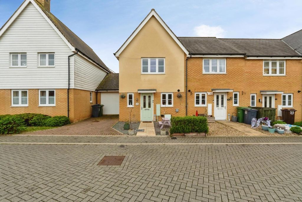 Property photo 1 of 17 Pbox-Img.Jpg
