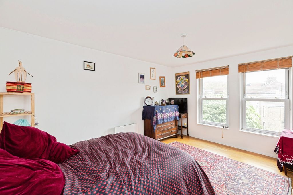 Property photo 2 of 18 Photo #2