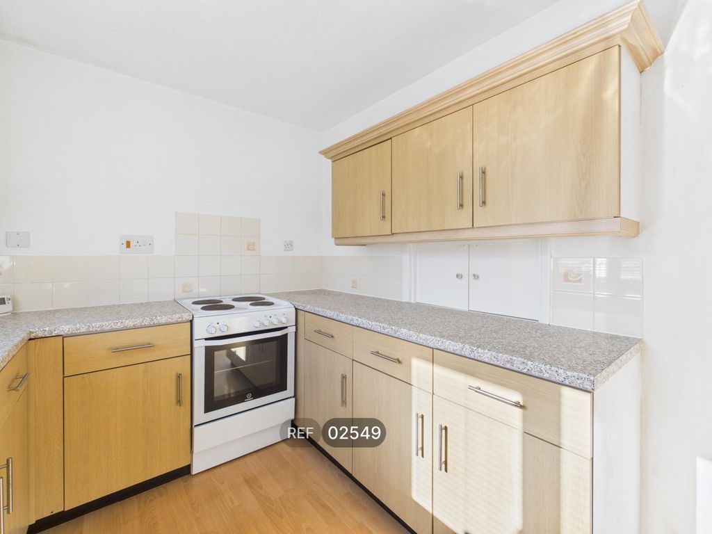 Property photo 2 of 22 Kitchen