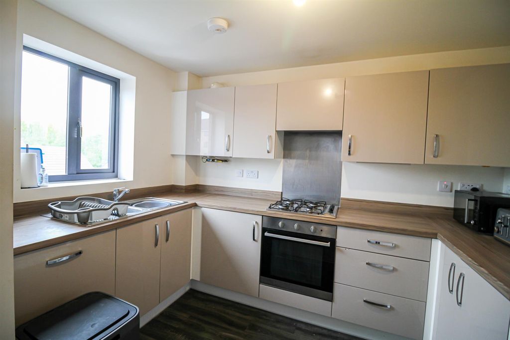 Property photo 2 of 26 Img_8882.Jpg