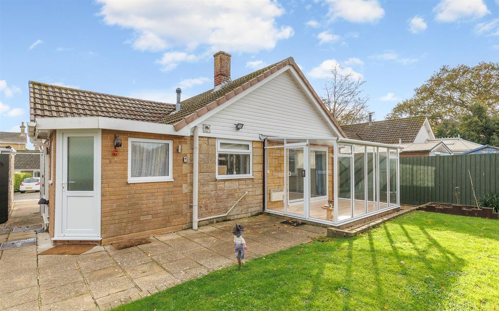 Property photo 3 of 24