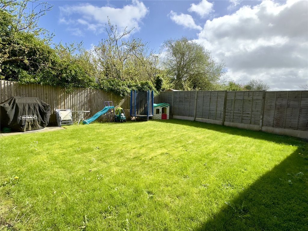 Property photo 2 of 17 Robinson Jackson