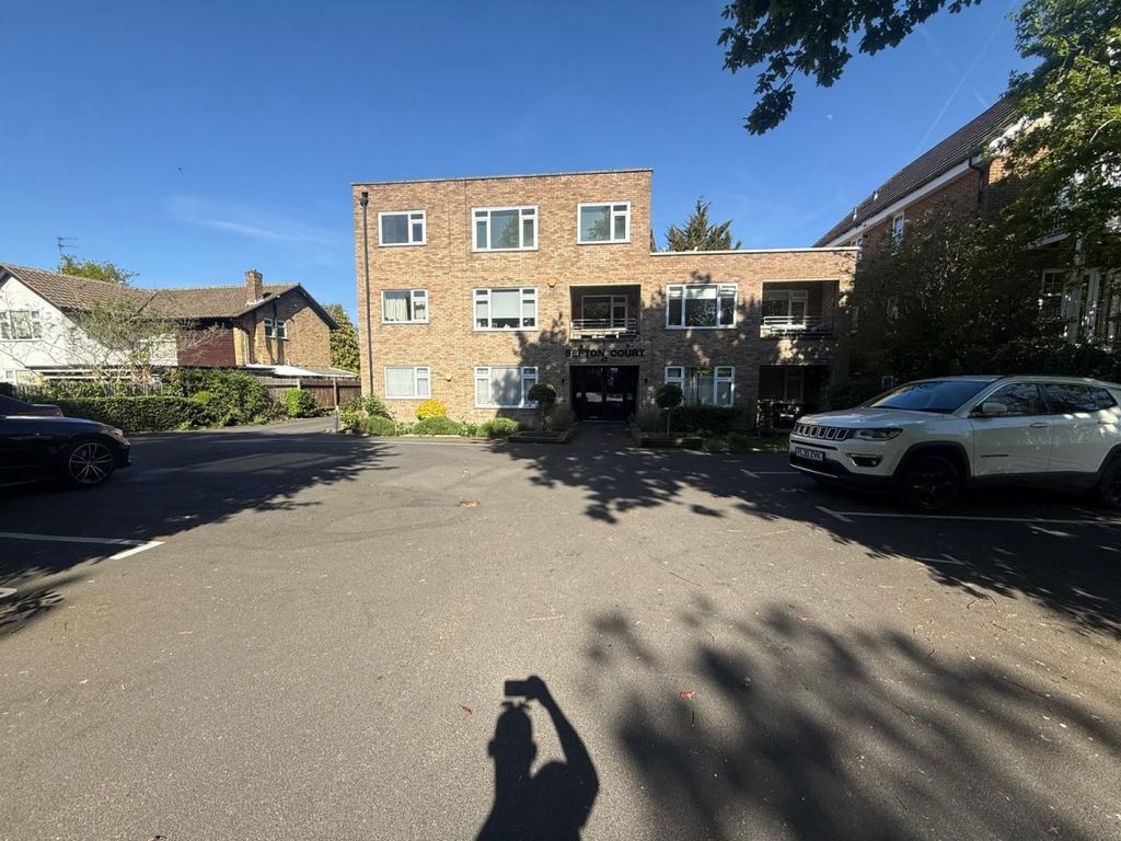 Property photo 1 of 9