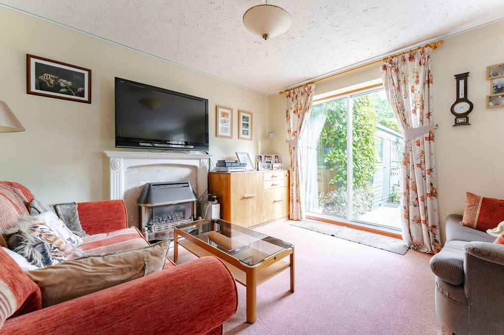 Property photo 3 of 18