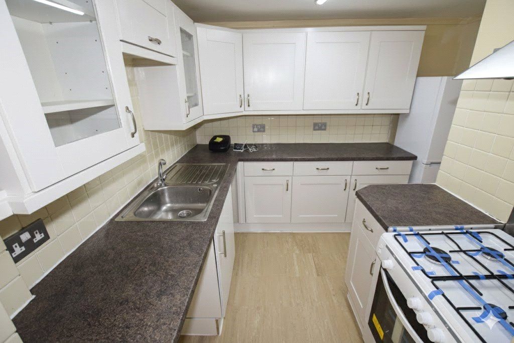 Property photo 2 of 10 Picture No. 32