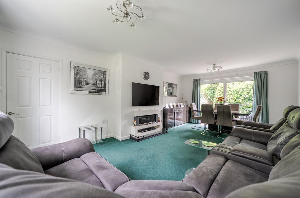 Property photo 2 of 23 1461126-13-6A05F2...