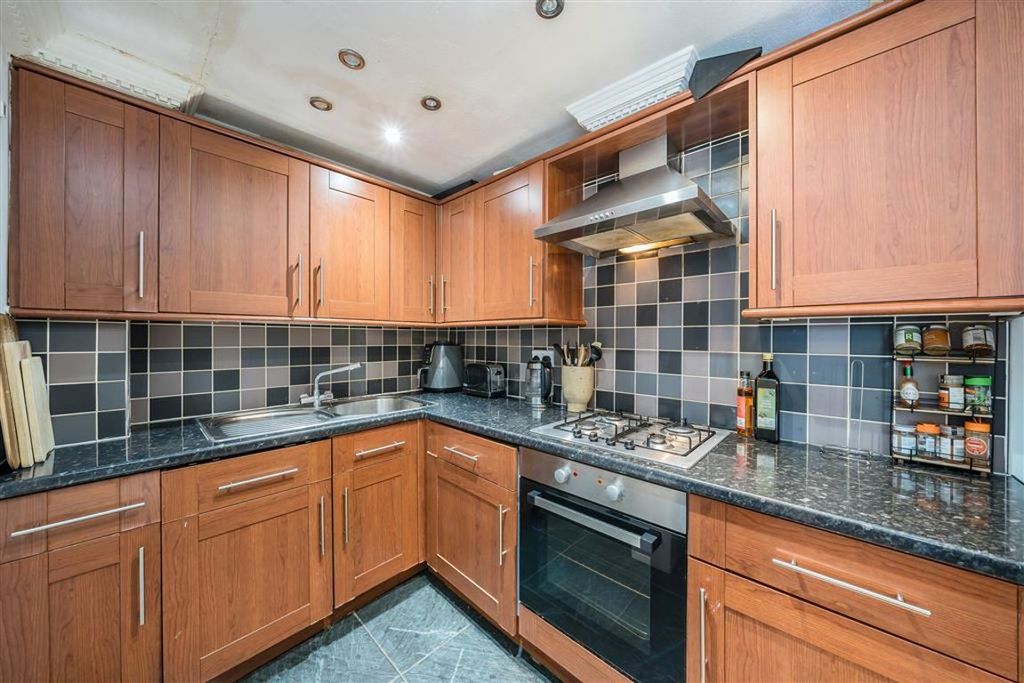 Property photo 2 of 6