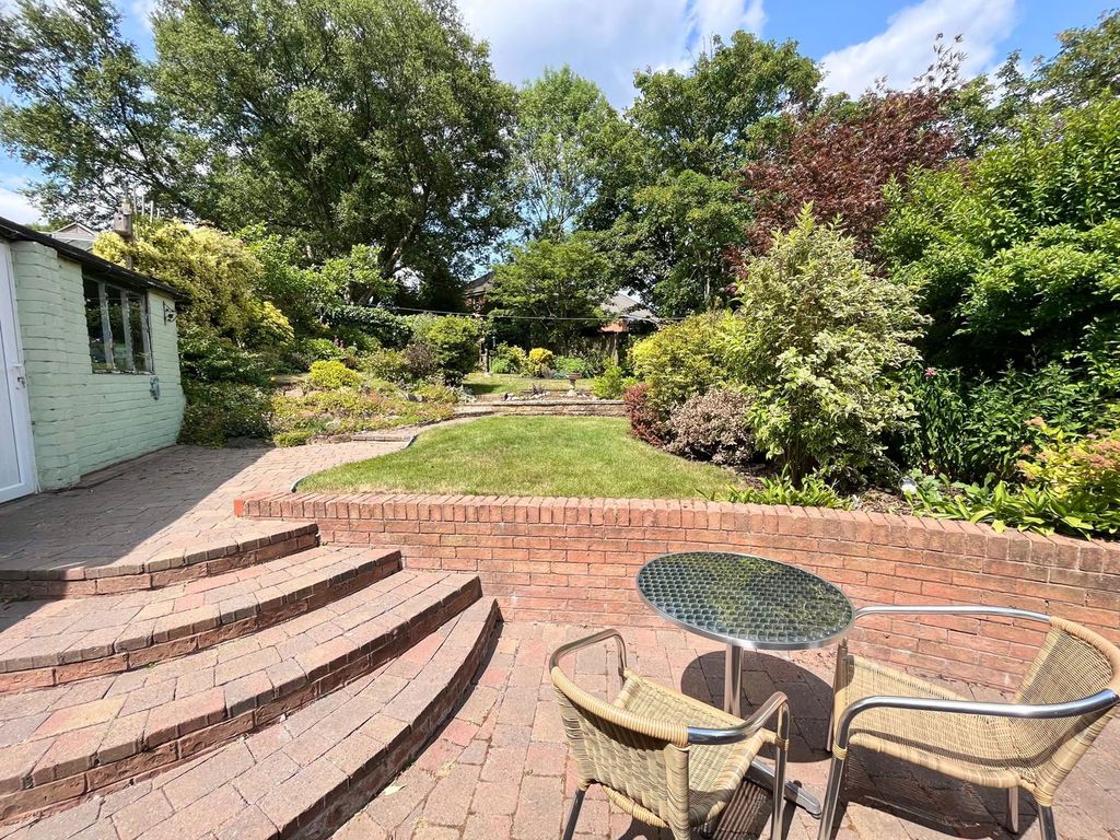 Property photo 2 of 24