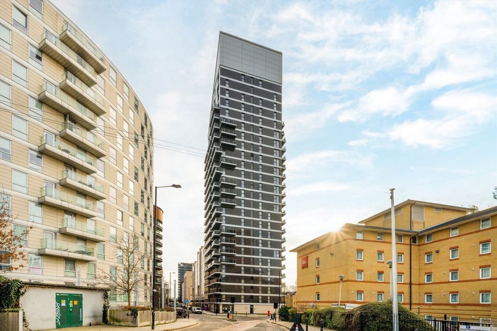 Property photo 1 of 1