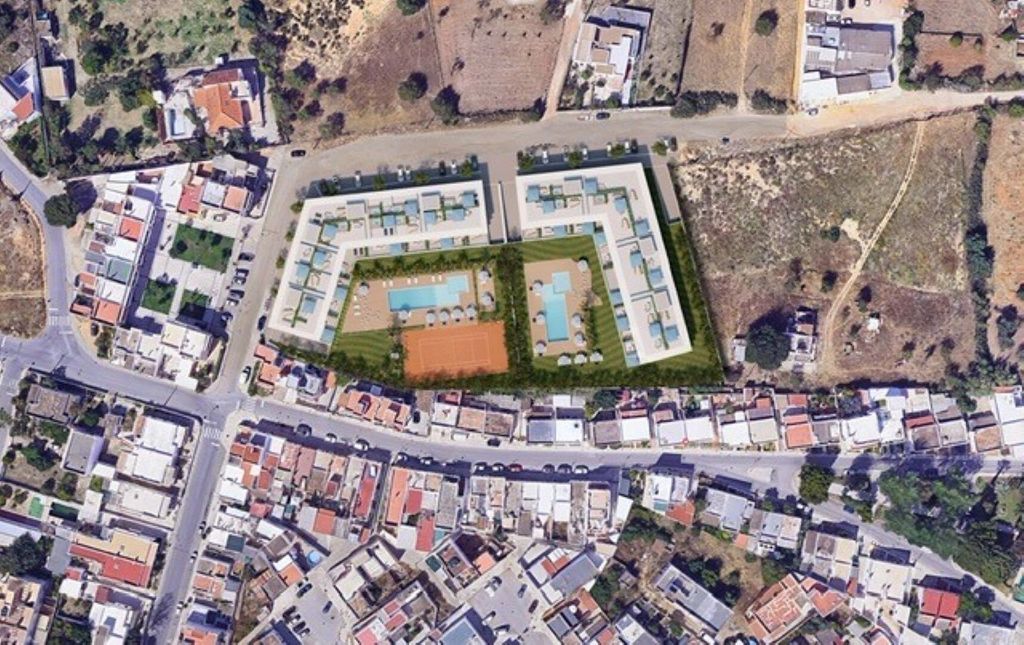 Property photo 1 of 8 Urban Land Of 9108m With Approved Project For 150 Dwellings In Olhão