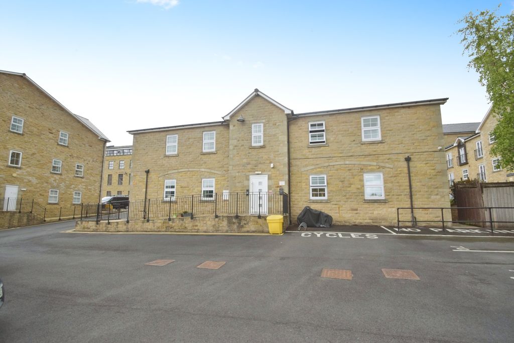 Property photo 1 of 11 Bfe27Cb0-Dsc_0437