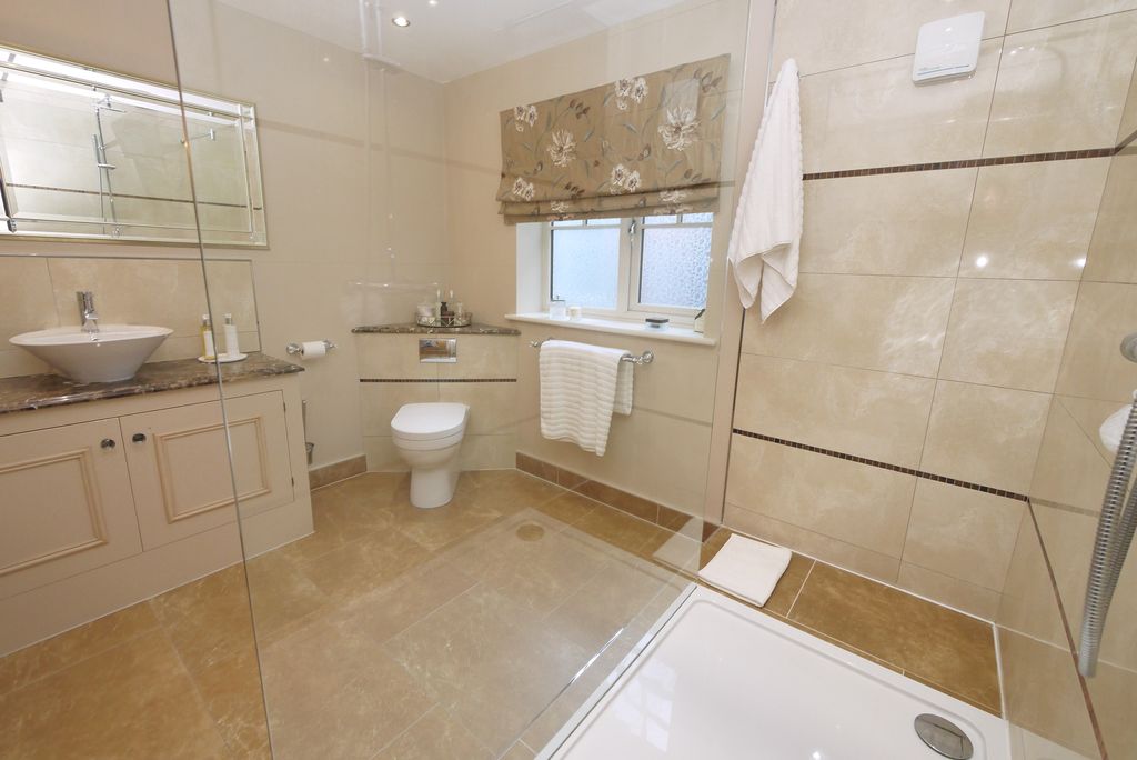 Additional image 26 of 4 bed detached house for saleBawtry Road, Bessacarr, Doncaster DN4