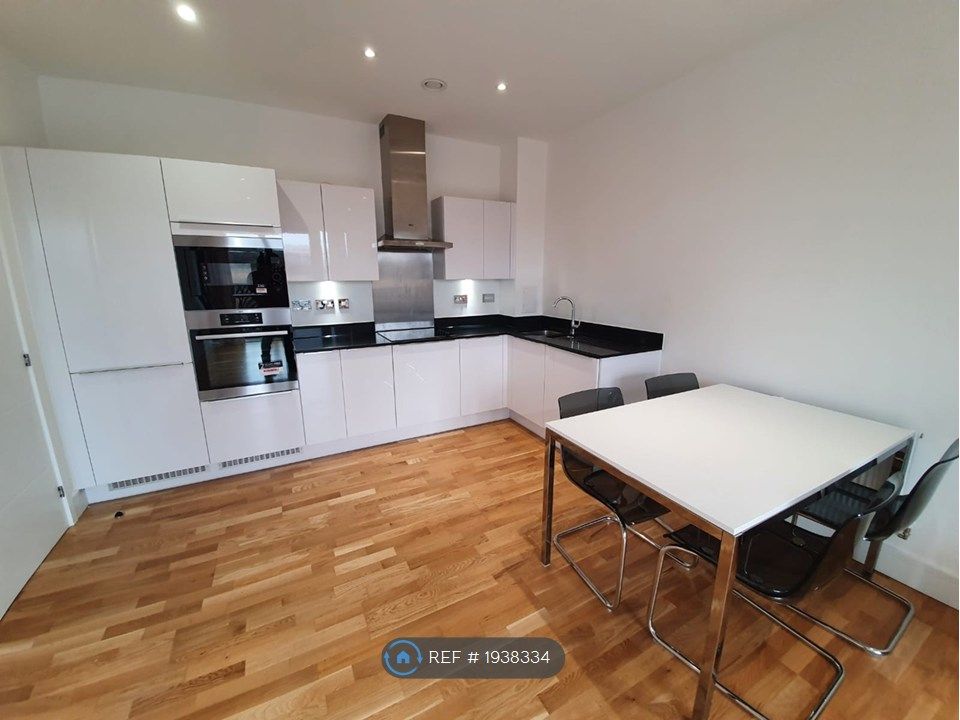 Property photo 2 of 16 Open Plan Kitchen