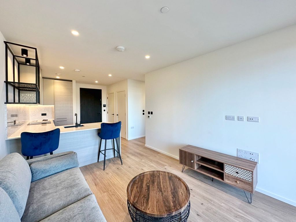 Property photo 3 of 20