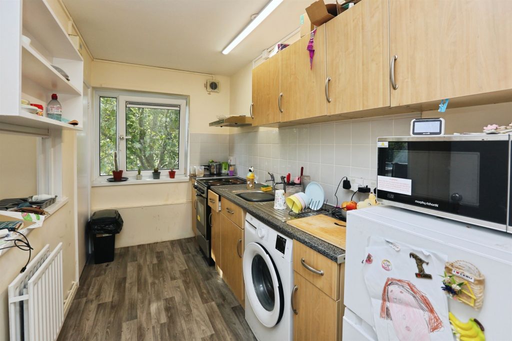Property photo 3 of 8
