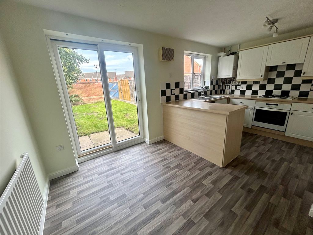 Property photo 3 of 17 Picture No. 21