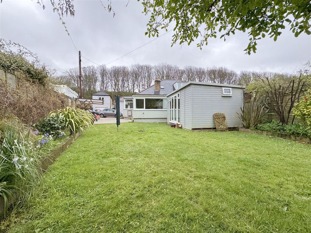 Property photo 2 of 22 Rear